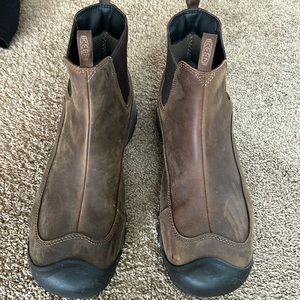 Keen mens 12 water proof boots